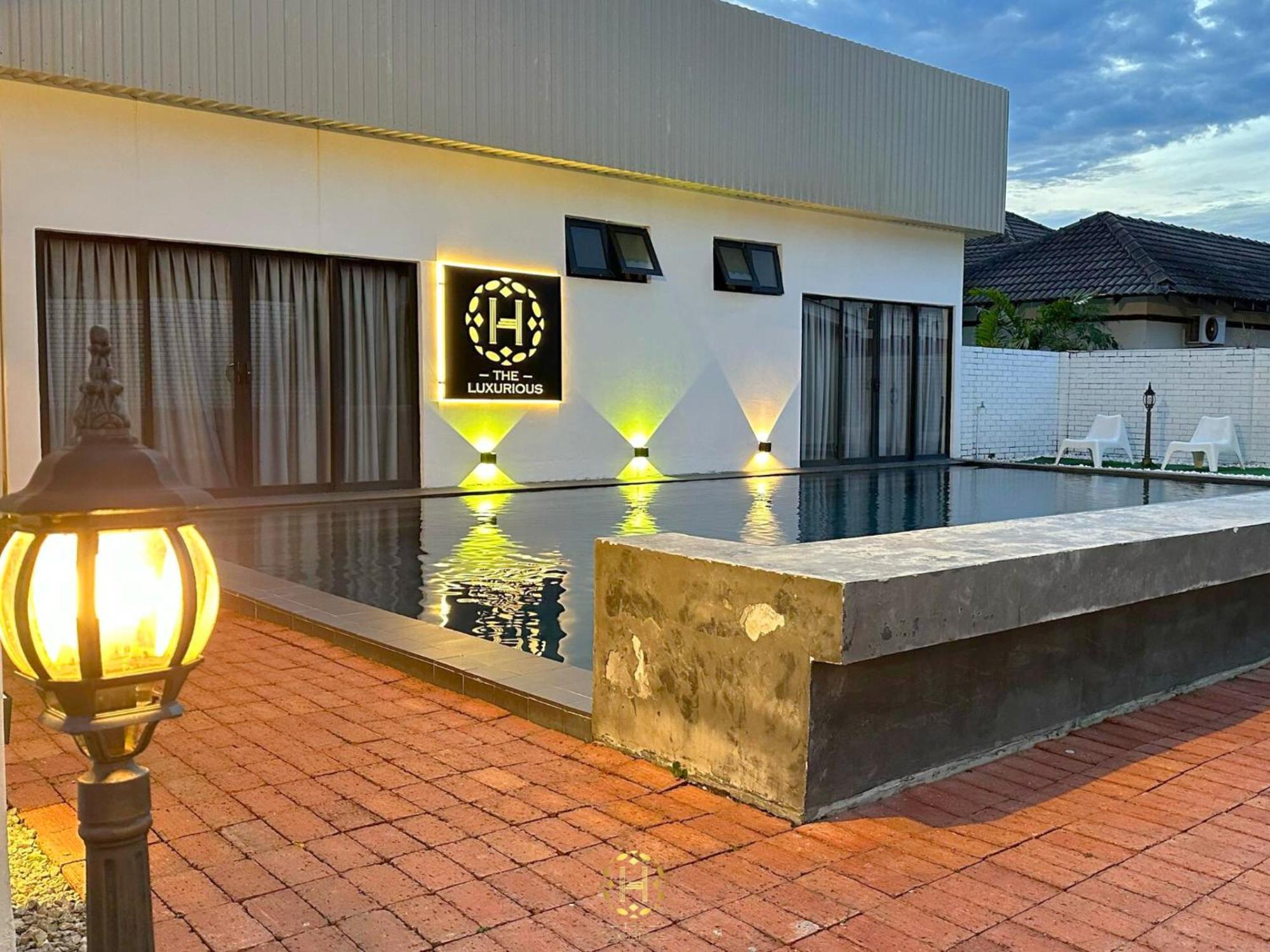 The Luxurious 1256, A Famosa Melaka Villa Alor Gajah Luaran gambar
