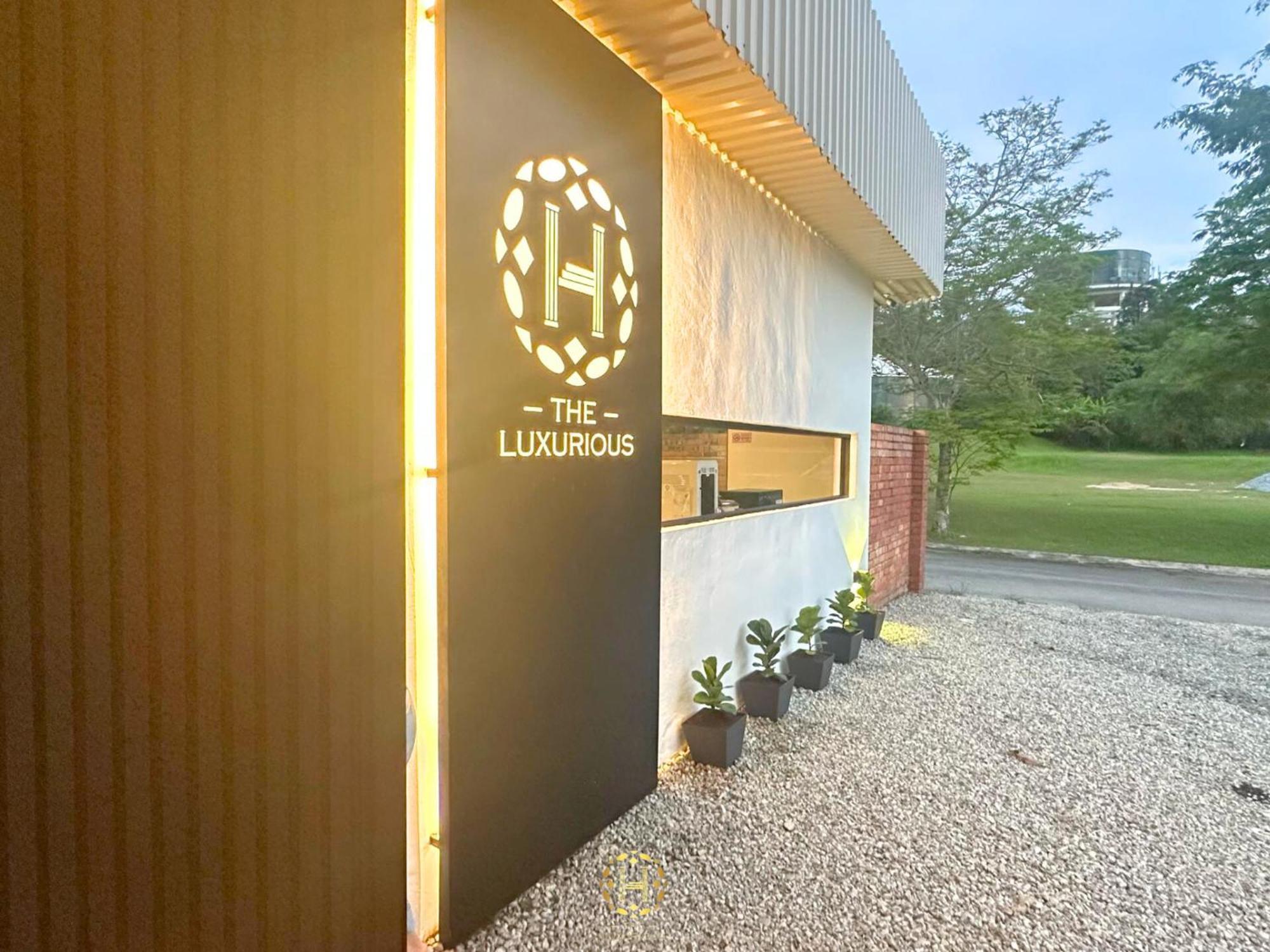The Luxurious 1256, A Famosa Melaka Villa Alor Gajah Luaran gambar